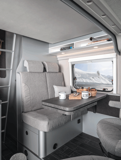 3300_R48_600-MQH_IN_7681