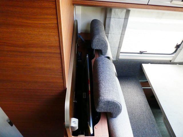 prop_14651_18