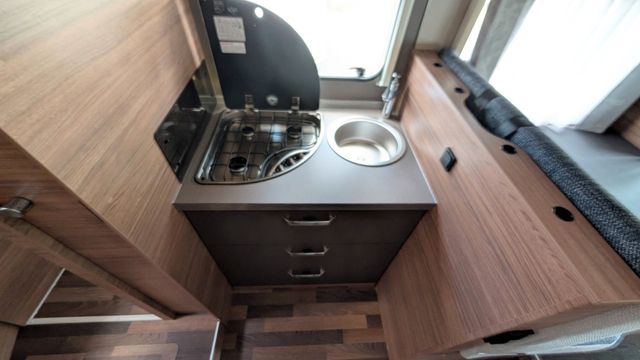 prop_19060_8 prop_19060_8