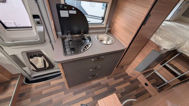 prop_19778_8 prop_19778_8