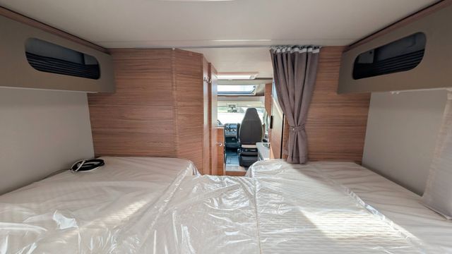 prop_20043_7 prop_20043_7