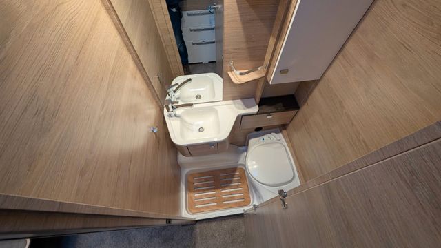 prop_20468_8 prop_20468_8