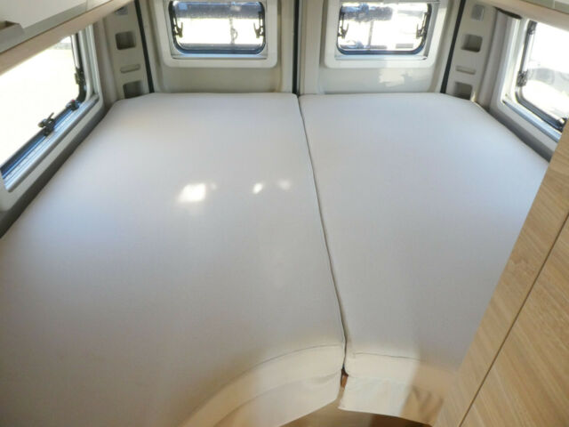 prop_8979_12